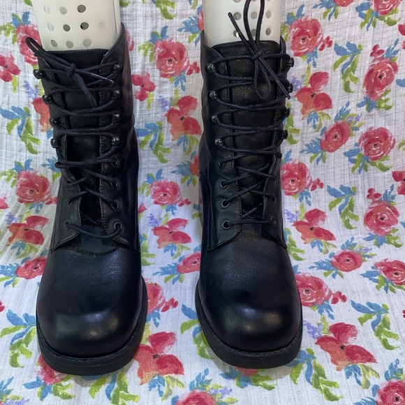 🖤🌻🖤-Bandits ankle boots-🖤🌻🖤 - Picture 2 of 10